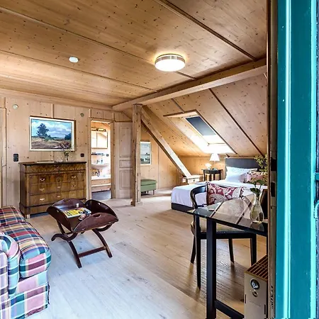Bed & Breakfast Zollhaus *