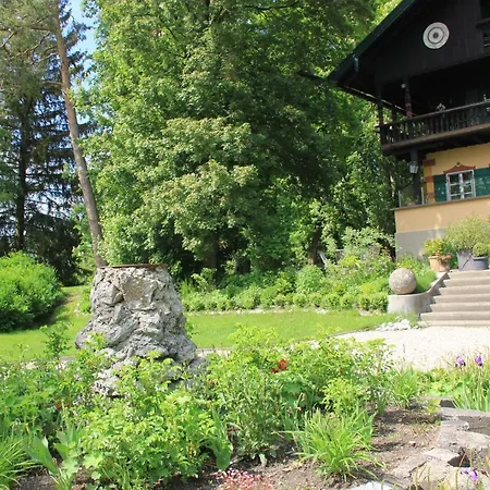 Bed & Breakfast Zollhaus 3*