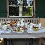 Zollhaus 3*